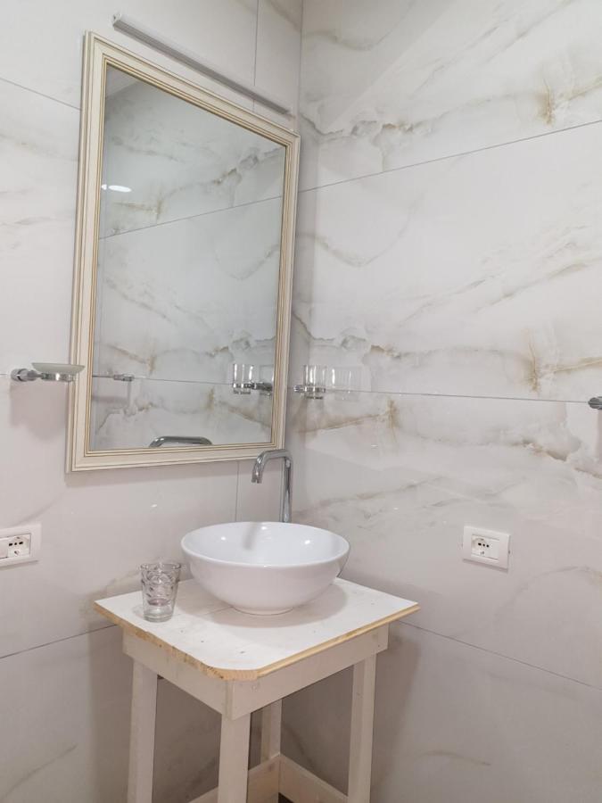 Villa 27 Residence 티라나 외부 사진